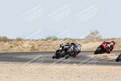media/Apr-20-2025-CVMA (Sun) [[39090e8767]]/Race 16-Formula Middleweight/